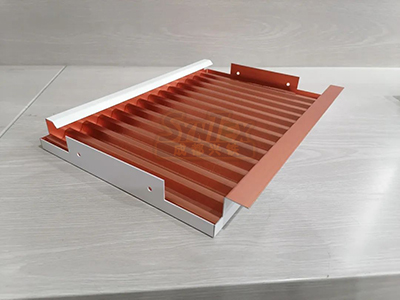 武漢天風大廈吊頂裝飾建設(shè)&mdash;&mdash; 崇佑(中國）/復(fù)合瓦楞鋁板